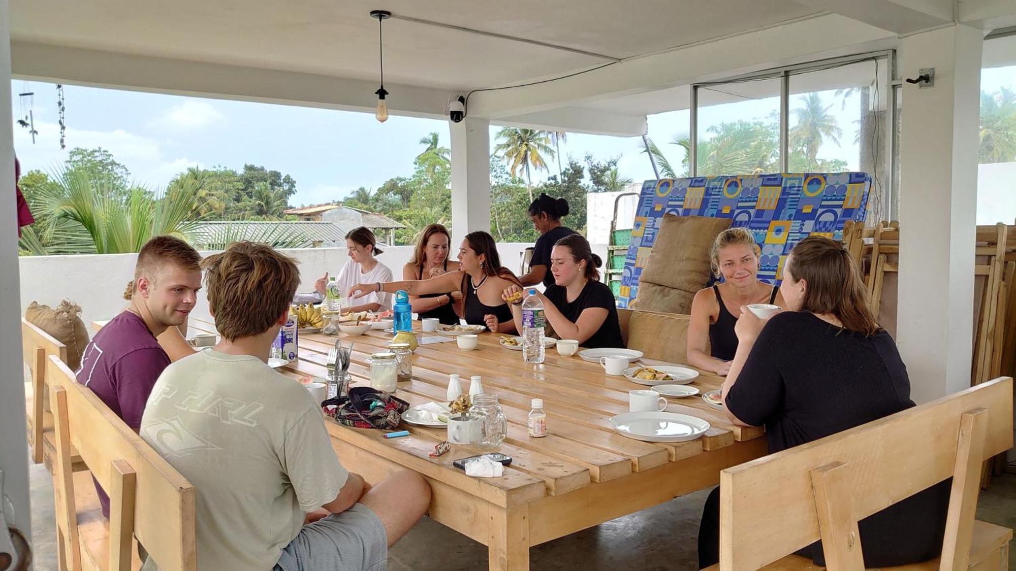 Sun & Moon Hostel 米瑞莎 外观 照片