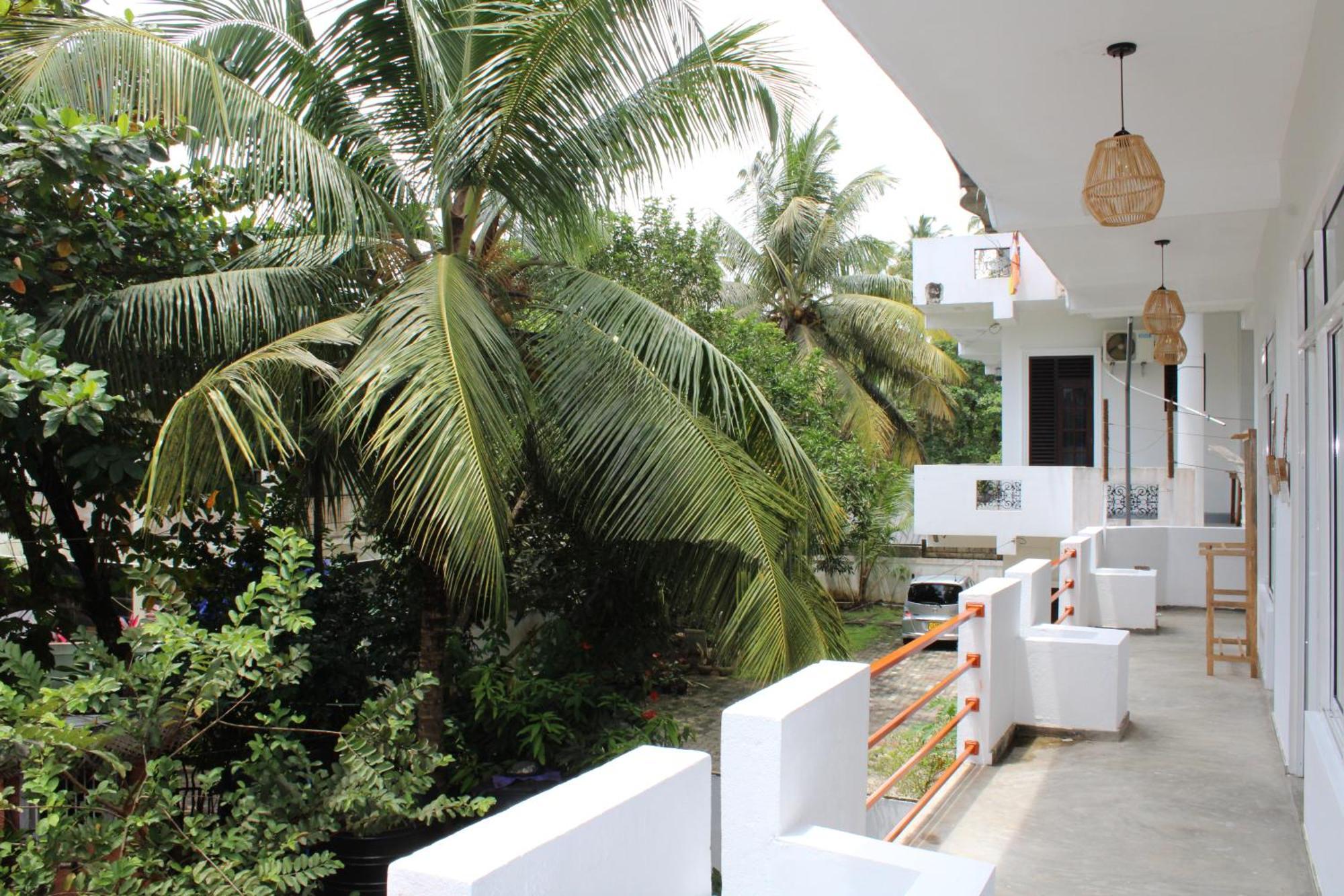 Sun & Moon Hostel 米瑞莎 外观 照片